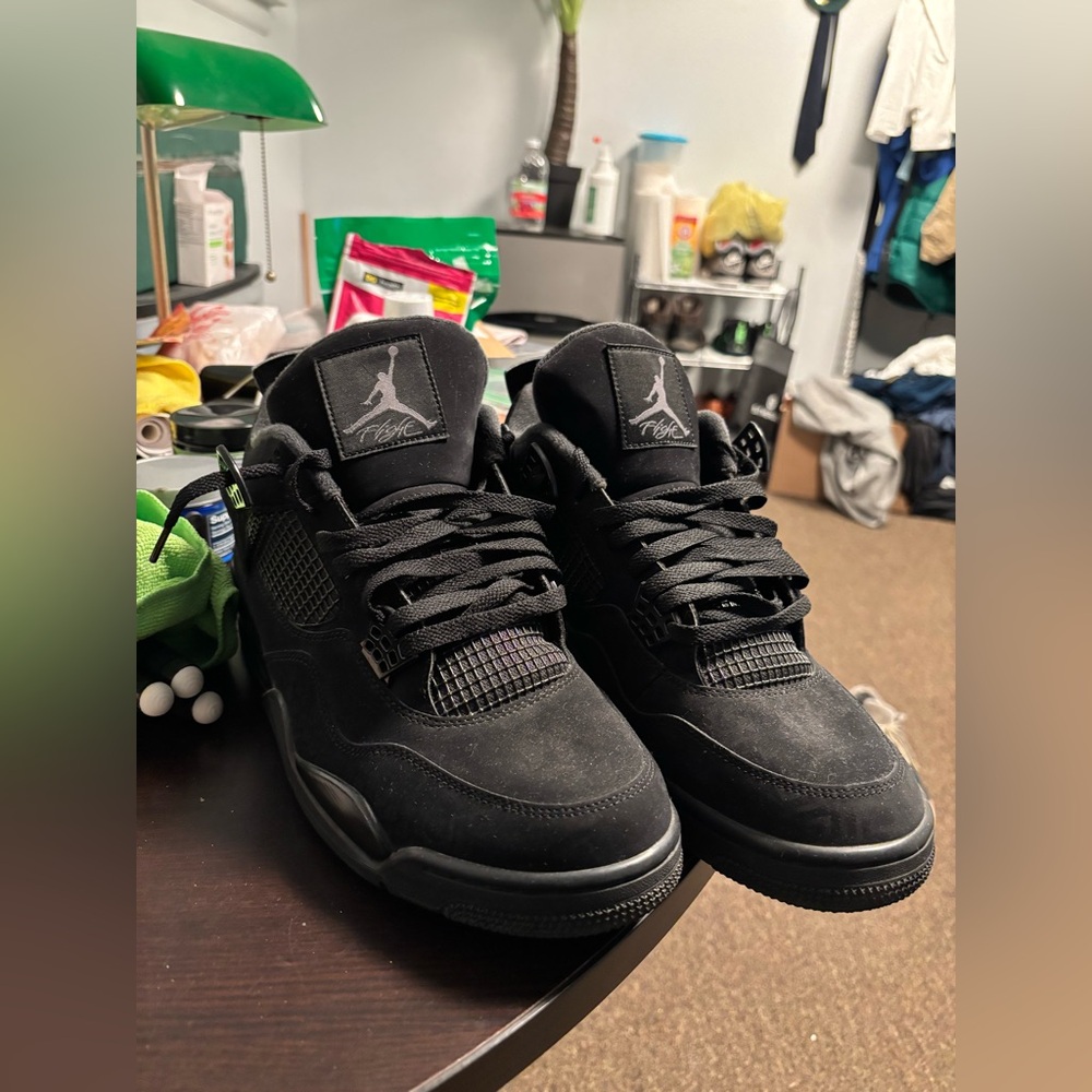 Jordan Retro 4 Black Cat